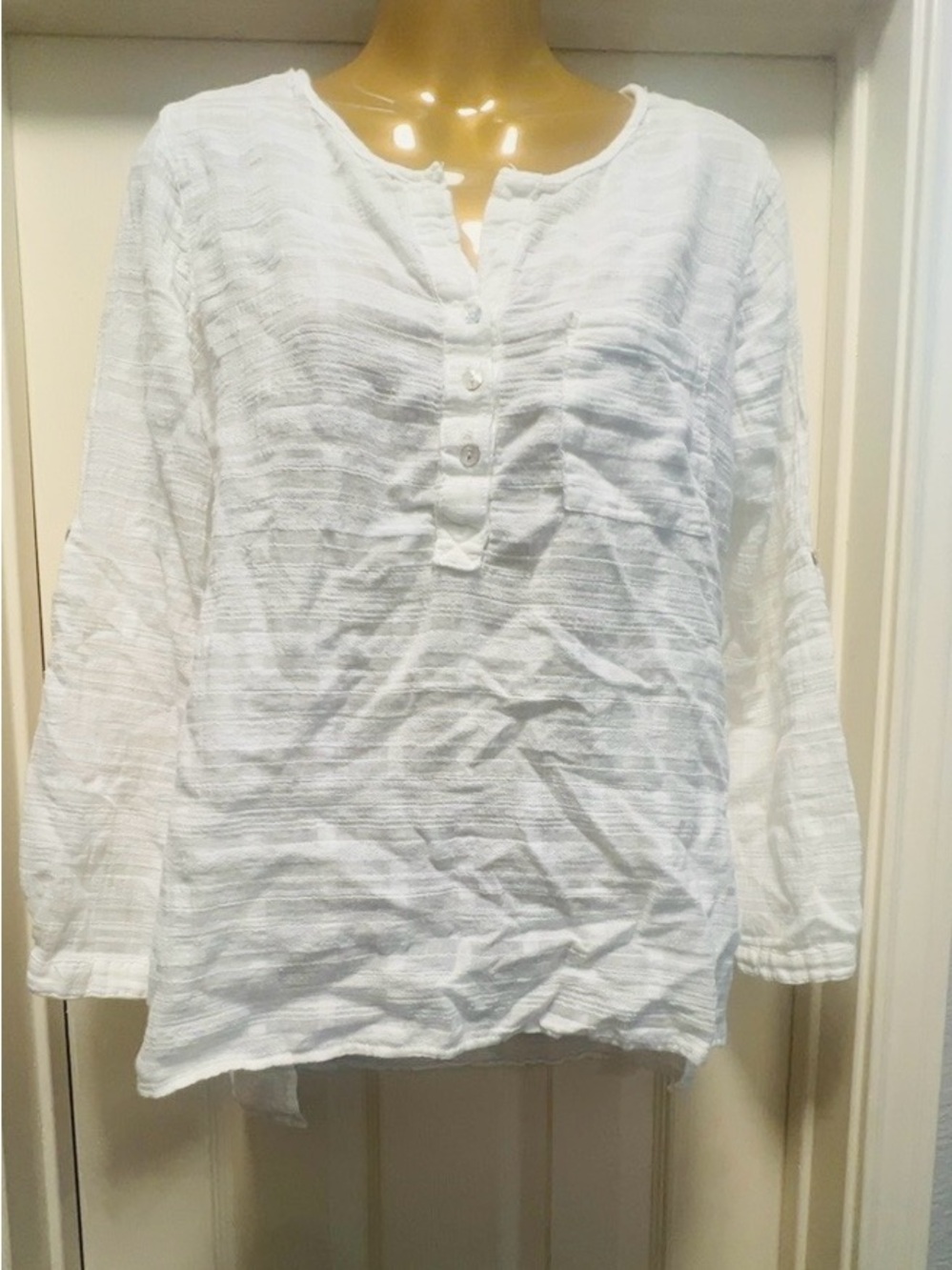 Max Edition White Textured Henley Button-Up Shirt ( Bin 6-017)